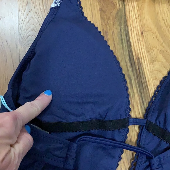 💕5/$15 Kona Sol One piece swimsuit deep plunge - Picture 11 of 12